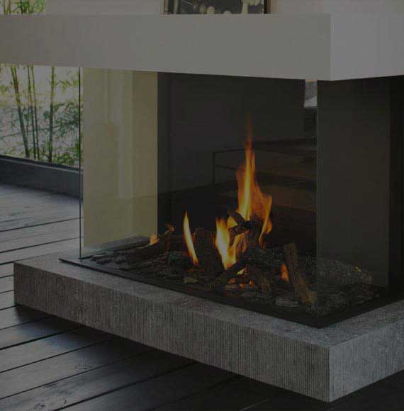 Photo d'une cheminée à bois à gaz